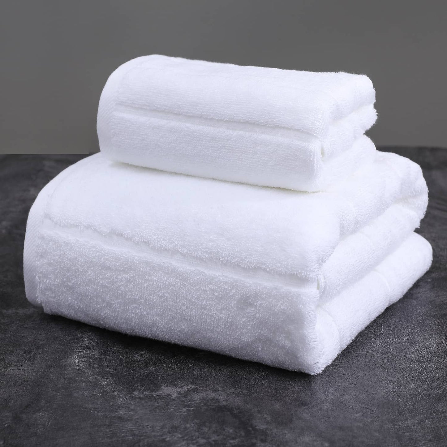 Plush Cotton Bath Towel – Soft, Thick & Highly Absorbent