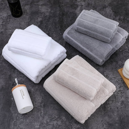 Plush Cotton Bath Towel – Soft, Thick & Highly Absorbent