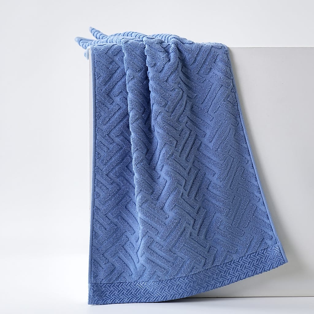 Ultra-Absorbent Cotton Face Towel – Water-Washed Texture