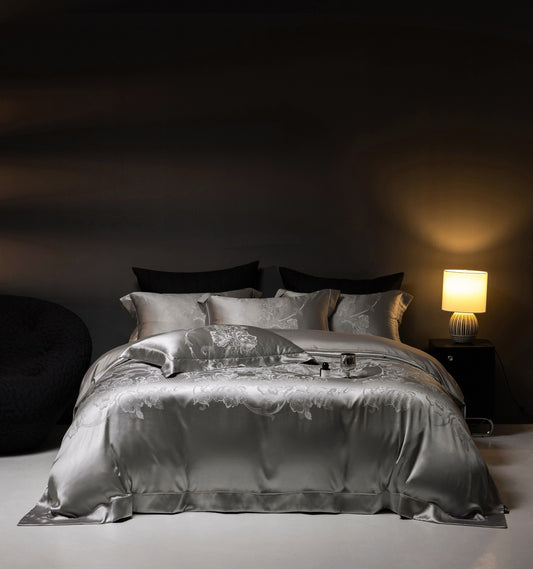 Luxury Silky Satin 4-Piece Bedding Set – Elegant Jacquard Design for Hotel-Style Comfort