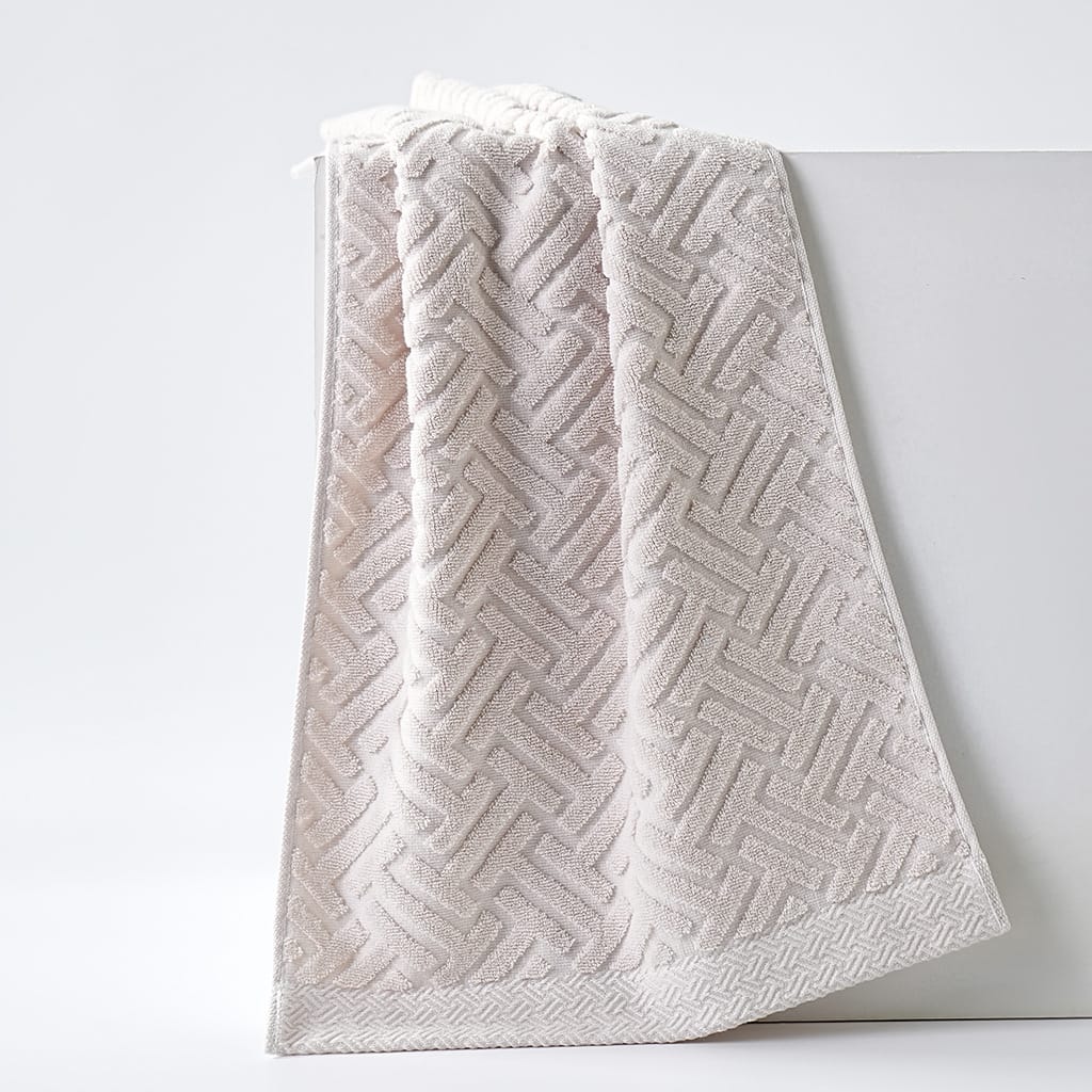 Ultra-Absorbent Cotton Face Towel – Water-Washed Texture